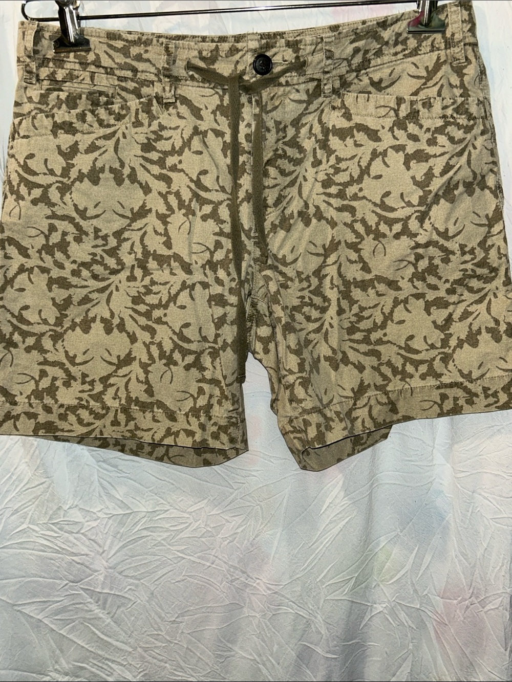 Lauren Ralph Lauren Olive Leaf-Print Linen Shorts size 6
